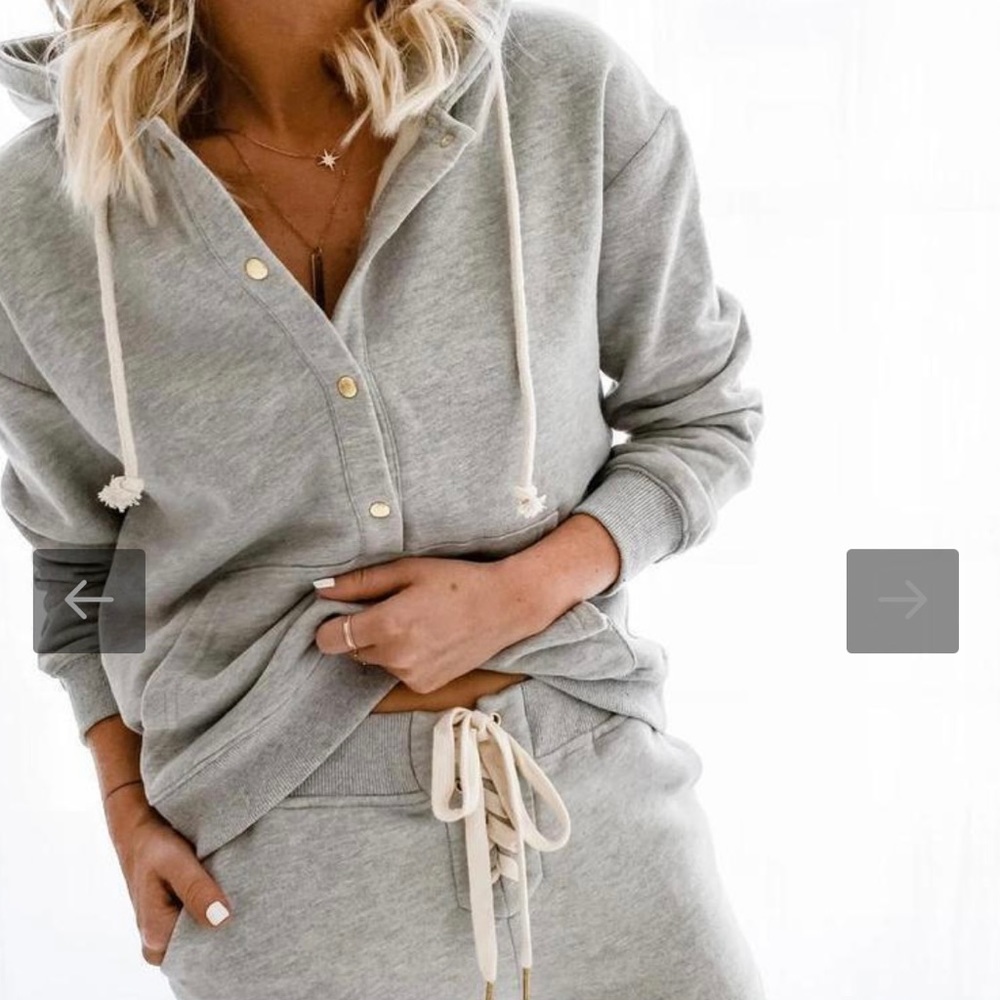 Brand new! 2 piece jogger set with gold details